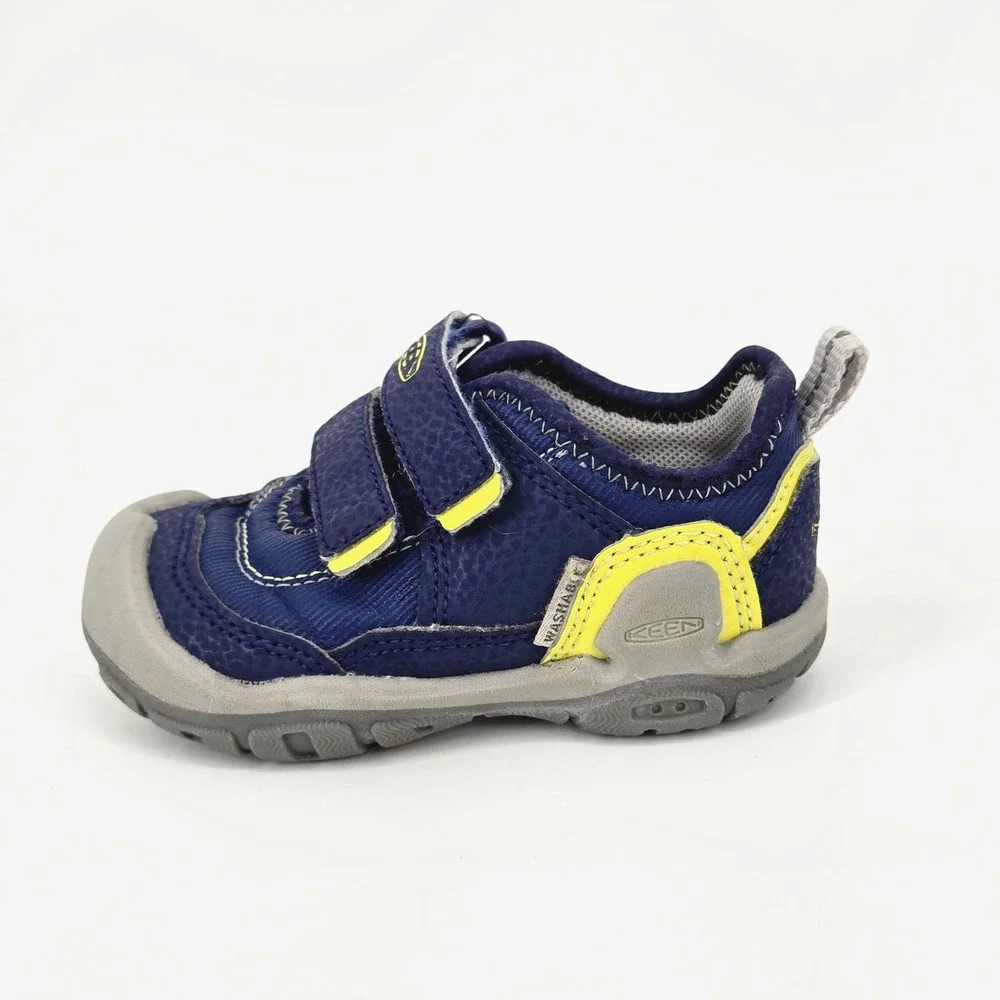 Keen keep small